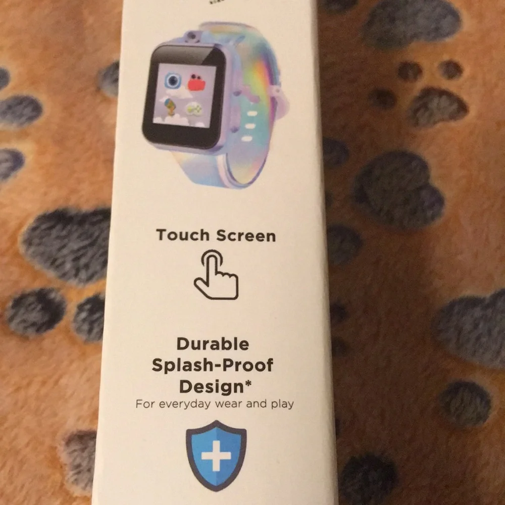 ITOUCH WATCH By PlayZoom Customize Clock, Record Videos & Pic Voice & Play Games